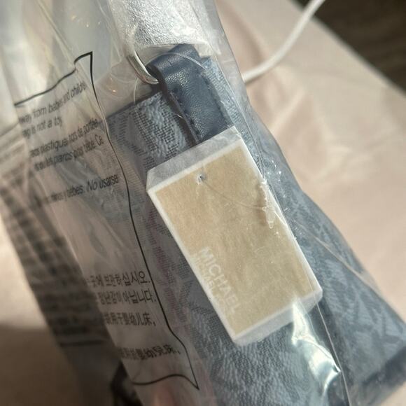 MICHAEL KORS Jet Set Travel Small Two-Tone Logo Crossbody Bag Navy Multi NWT - Picture 9 of 10